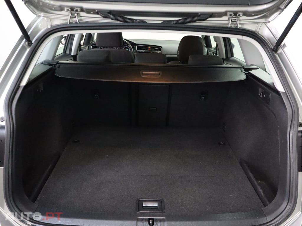 Volkswagen Golf Variant 1.6 TDi Confortline DSG