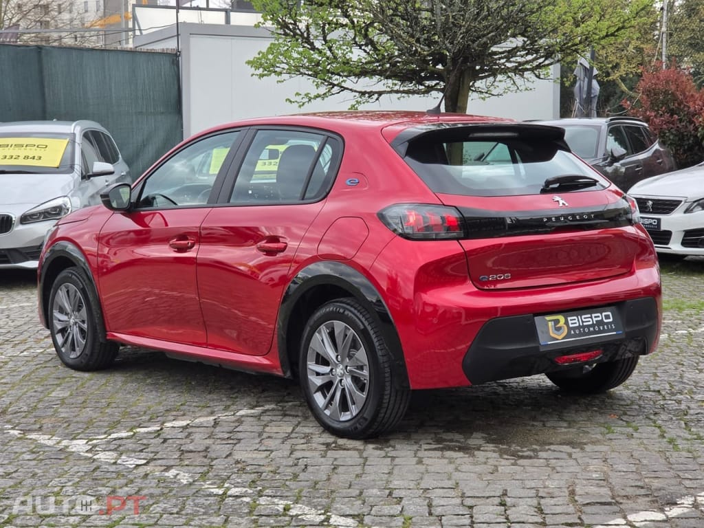 Peugeot E-208 50 kWh Active Pack