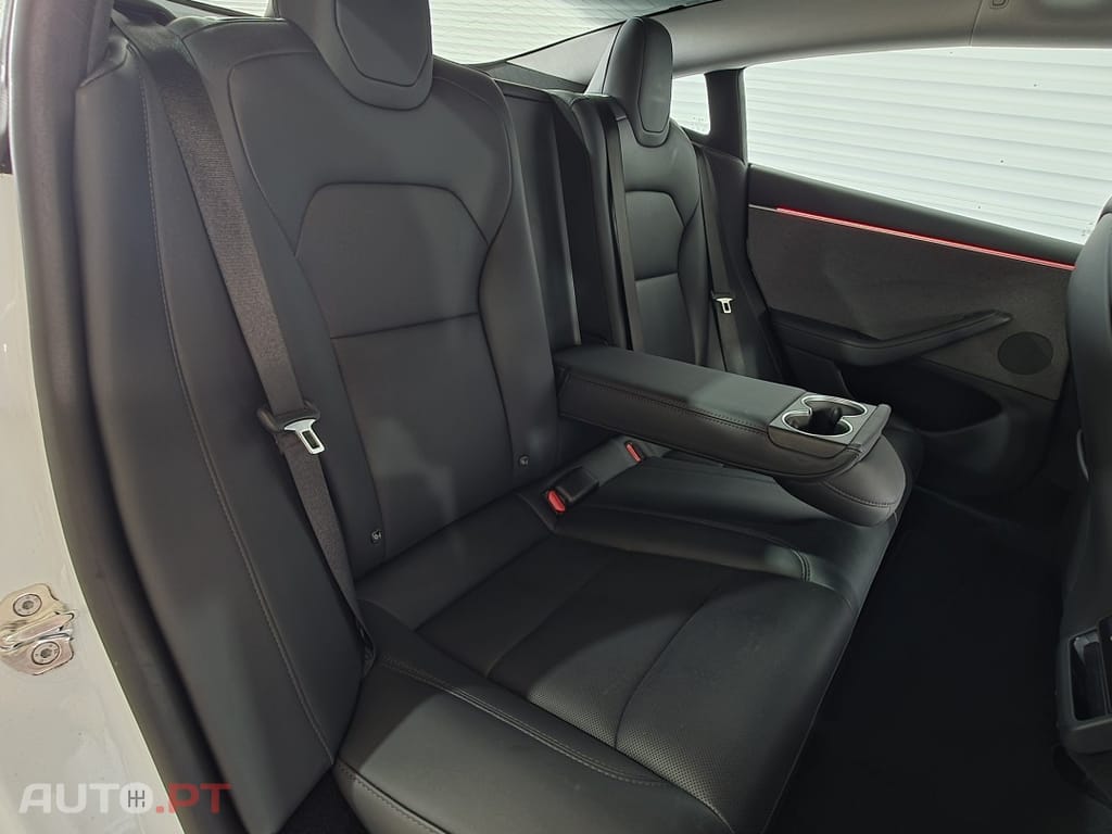 Tesla Model 3 Tração Traseira Premium