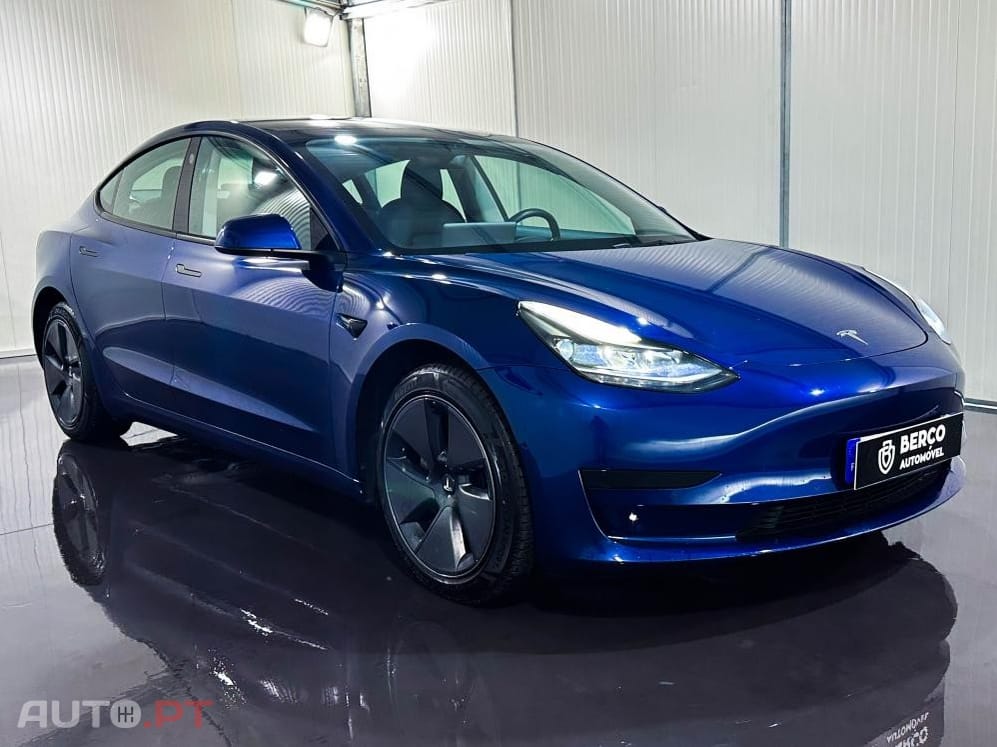 Tesla Model 3 Standard Range Plus RWD