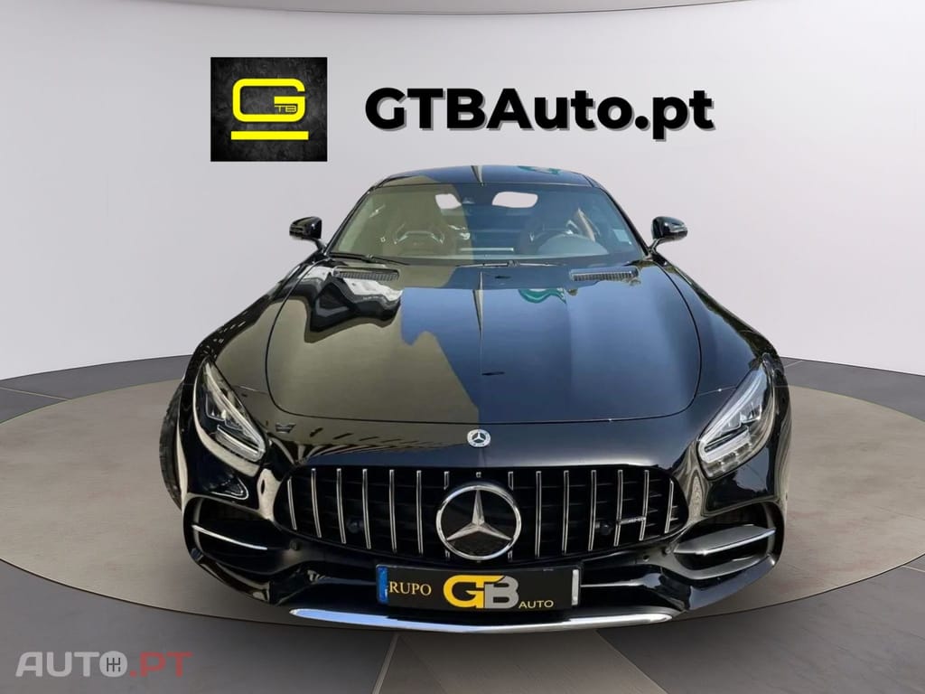 Mercedes-Benz AMG GT Coupe  V8 