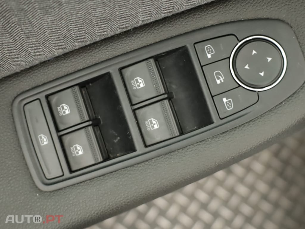 Renault Clio Clio 1.0 TCe Techno Bi-Fuel