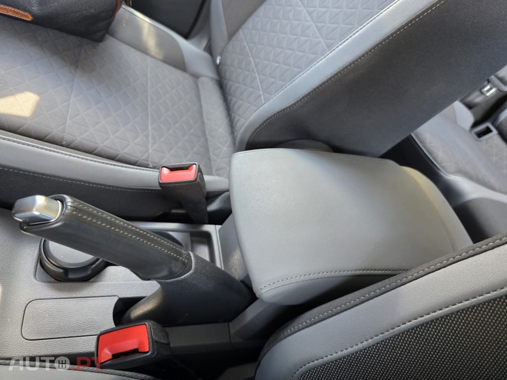 Volkswagen T-Cross 1.0 TSI Life DSG