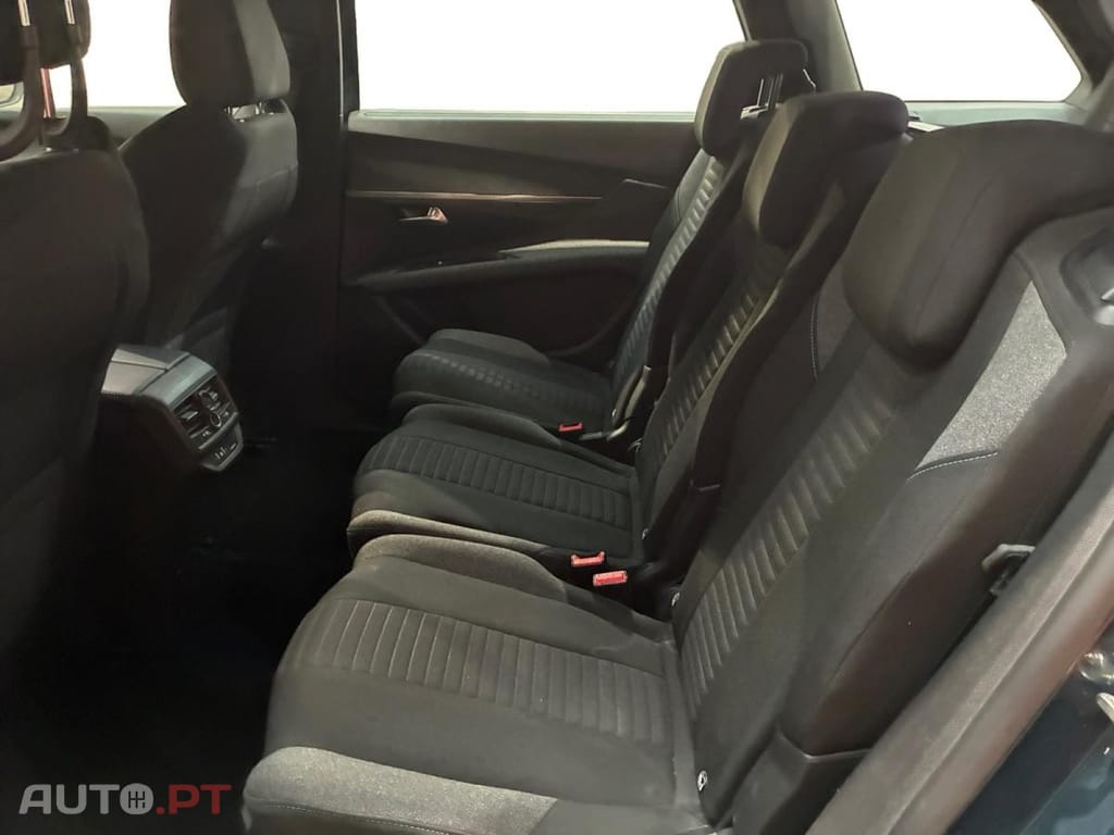 Peugeot 5008 1.5 BlueHDi Active Pack EAT8