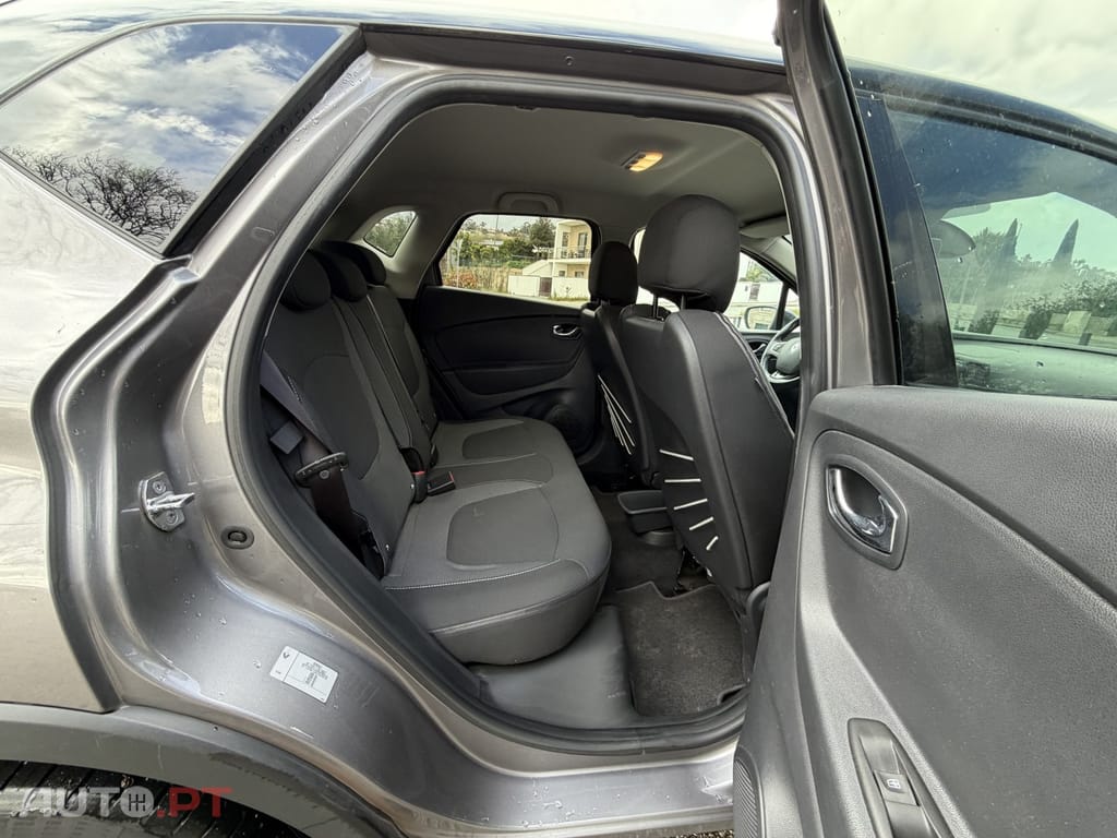 Renault Captur ENERGY TCe 120 Elysee