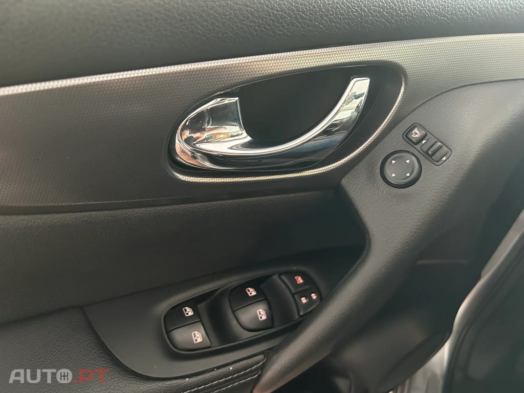 Nissan Qashqai 1.5 DCI N-CONECTA T.PANORAMICO J18