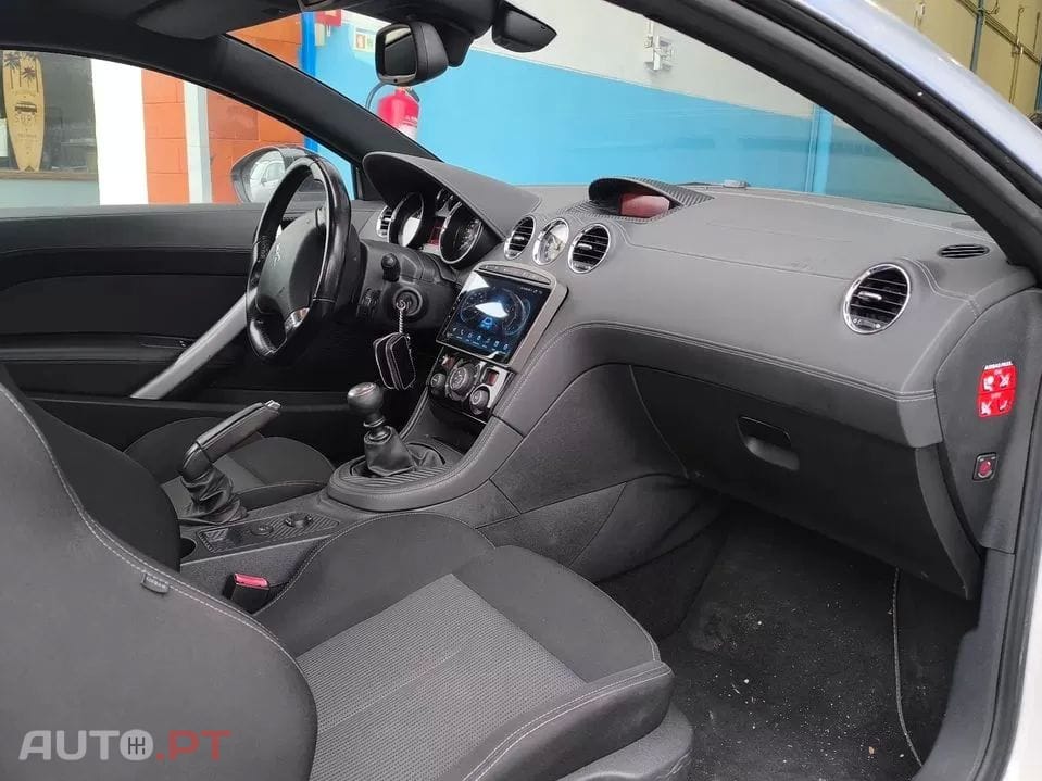 Peugeot RCZ 1.6 THP Onyx