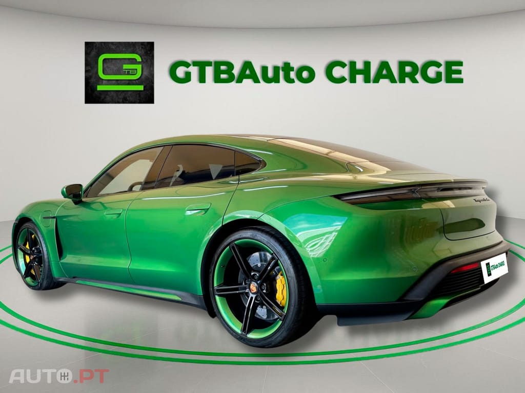 Porsche Taycan Turbo I.V.A DEDUTIVEL