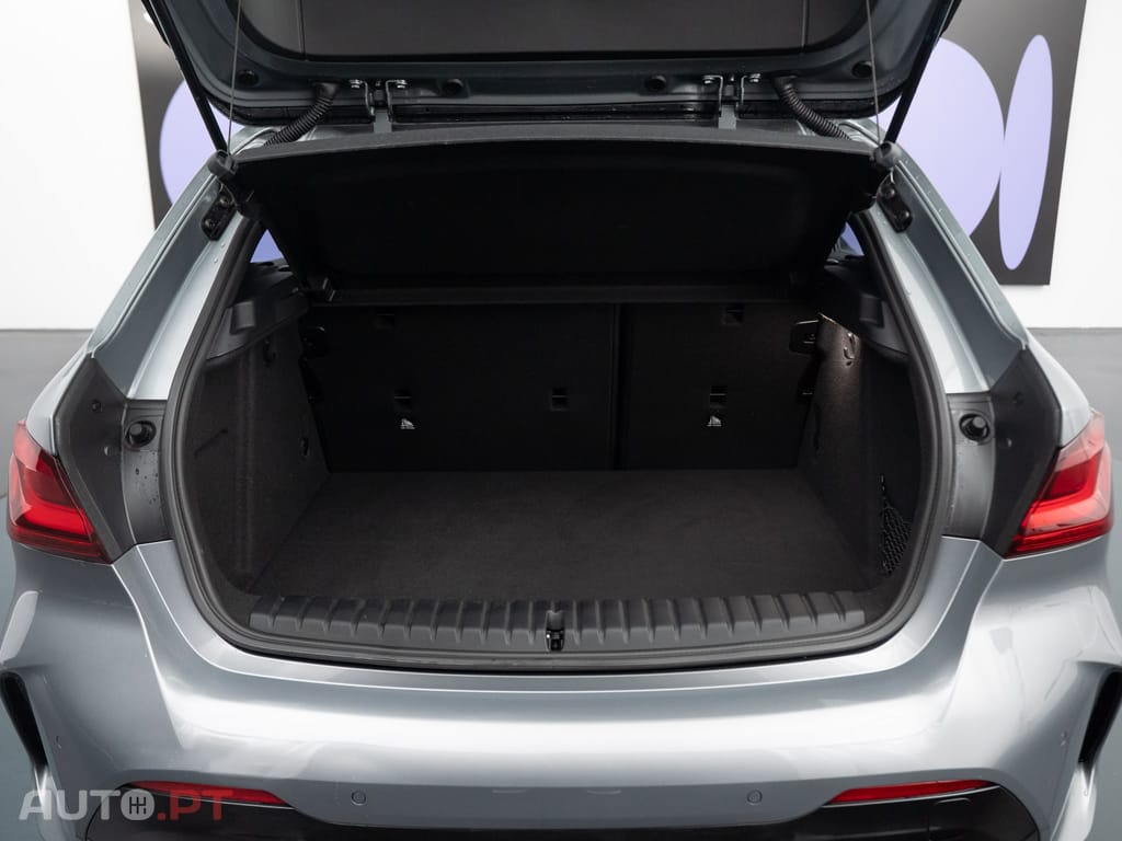 BMW 116 d Pack Desportivo M