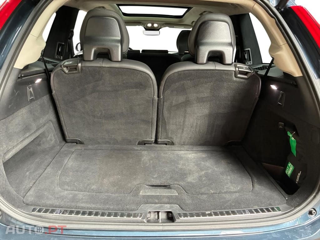 Volvo XC90 2.0 T8 PHEV Ultra Style Dark