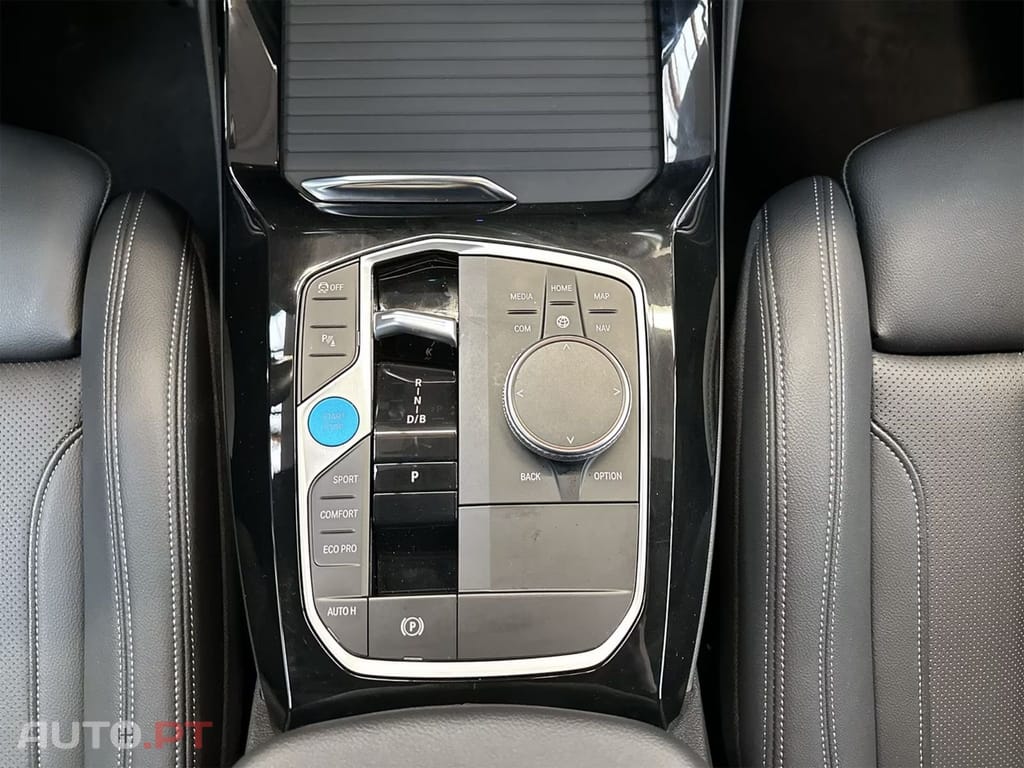 BMW iX3 I.V.A DEDUTIVEL 