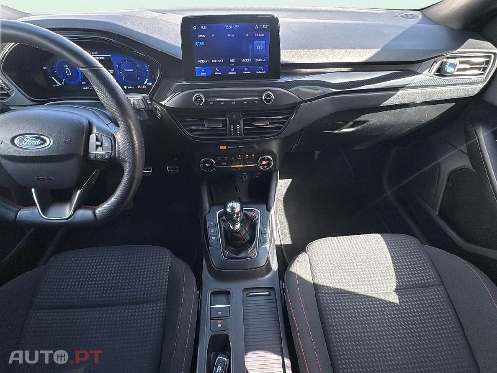 Ford Focus 1.0 EcoBoost MHEV ST-Line