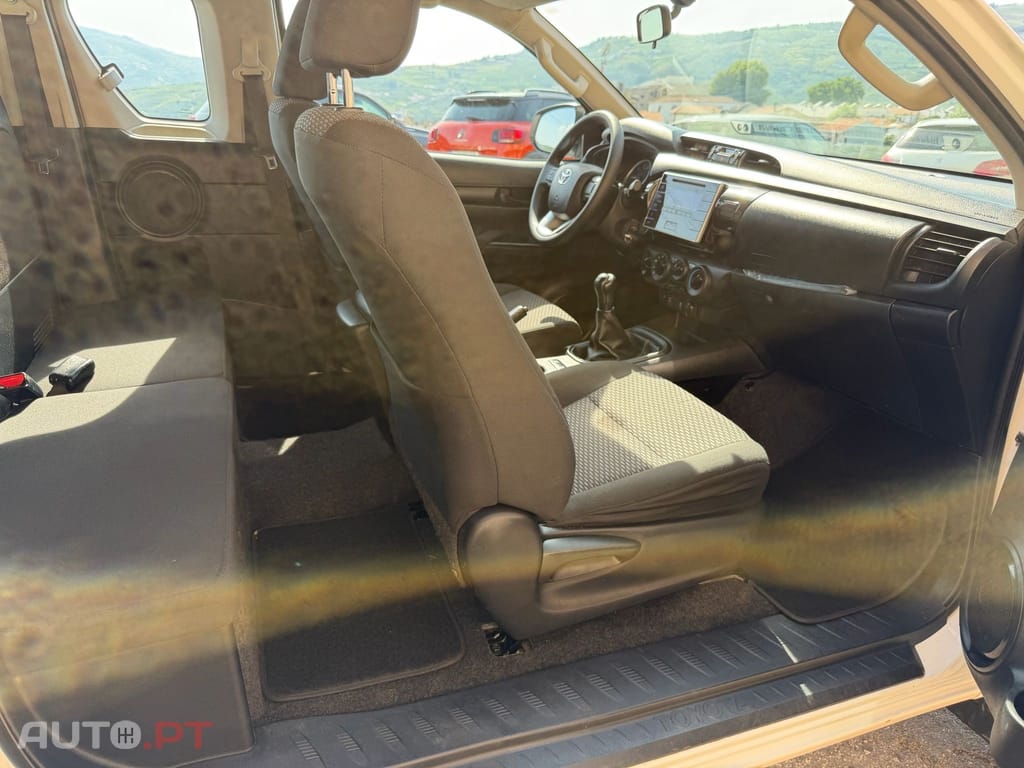 Toyota Hilux 4x4 Cabine Dupla S&S Comfort