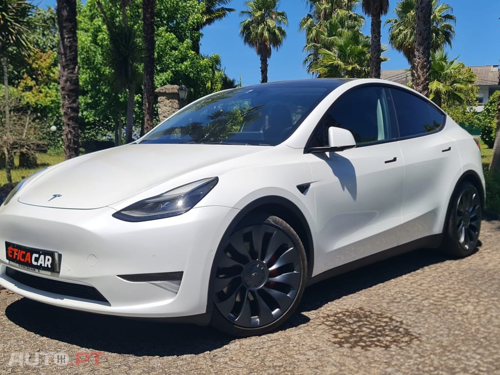 Tesla Model Y Performance Tração Integral