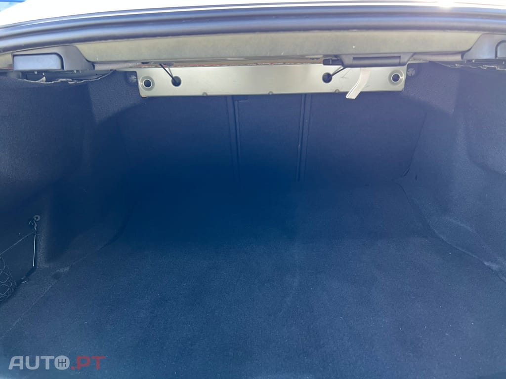 Mercedes-Benz E 220 d