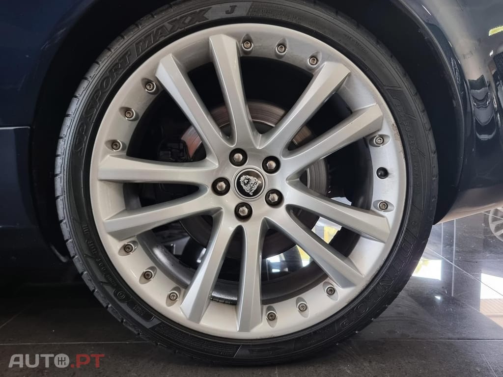 Jaguar XK 4.2 V8