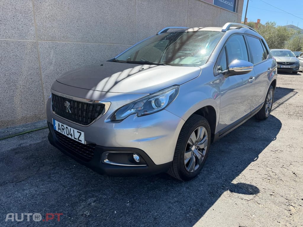 Peugeot 2008 1.2 PureTech Style
