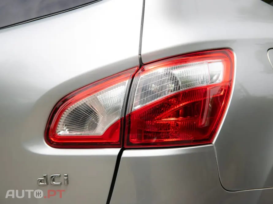 Nissan Qashqai +2 2.0 DCi PREMIUM Sport