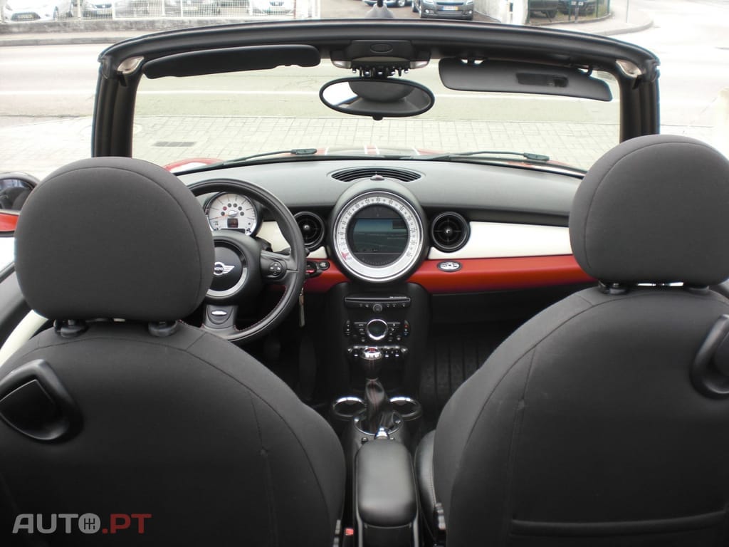 MINI Cabrio Cooper D
