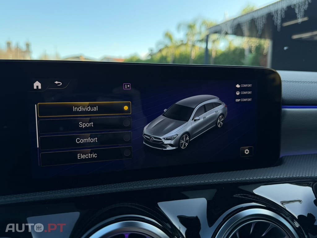 Mercedes-Benz CLA 250 e Shooting Brake AMG Line