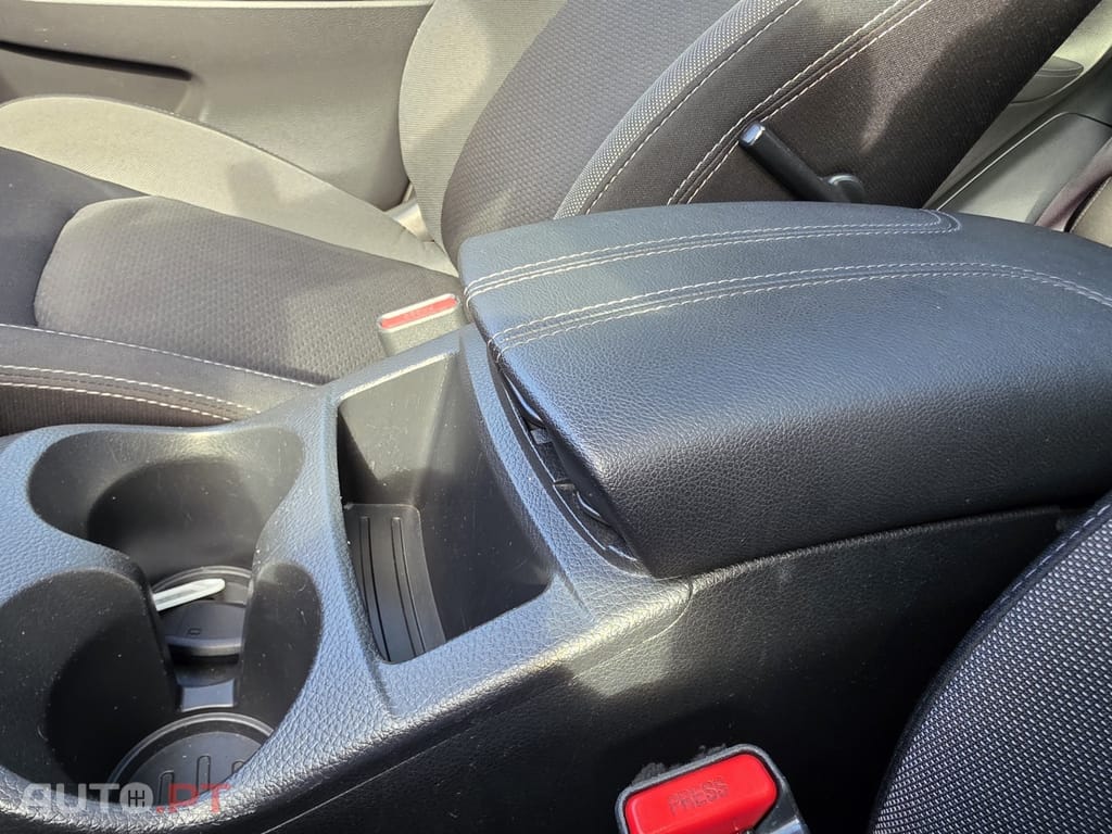 Nissan Qashqai 1.5 dCi N-Connecta J18