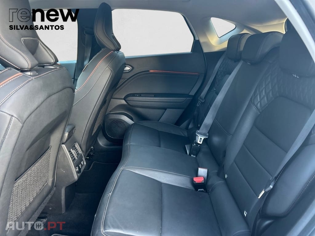 Renault Captur Initiale Paris E-TECH Plug-in 160