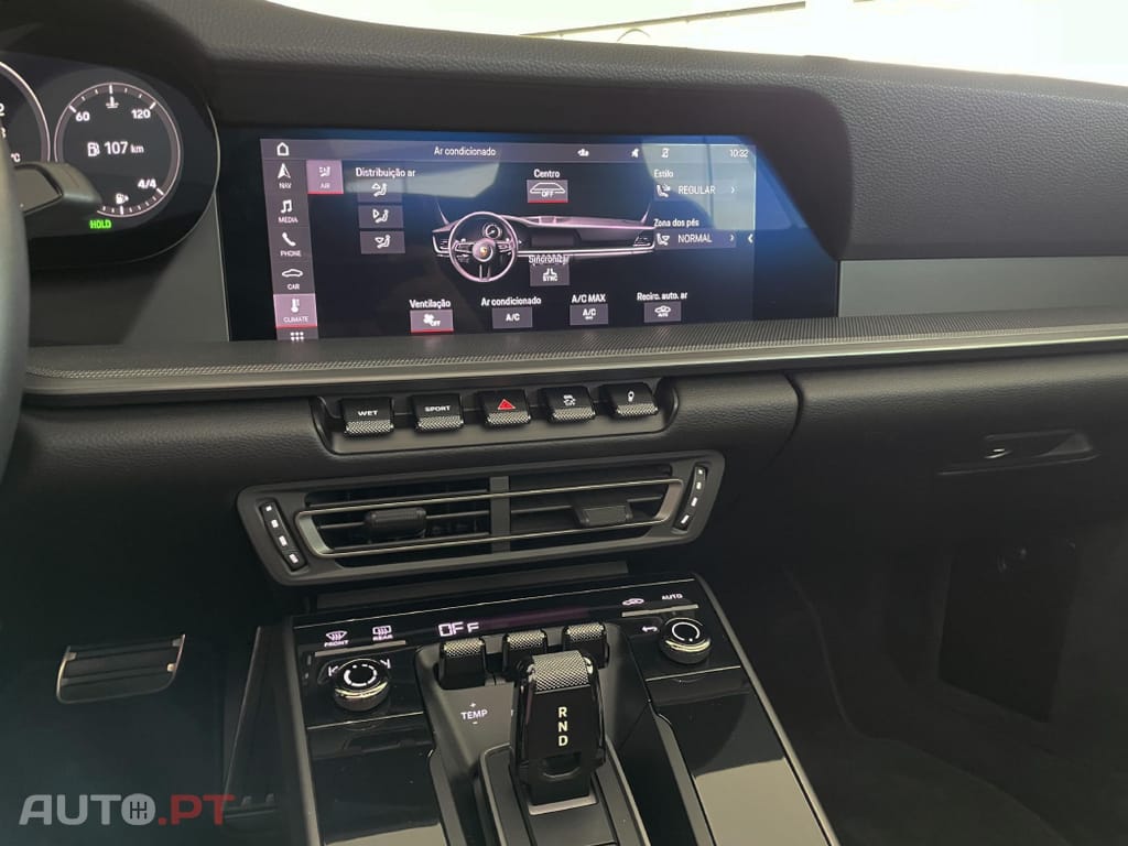 Porsche 992 Carrera Cabriolet PDK