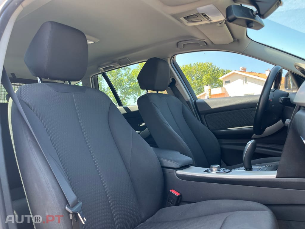 BMW 318 d Touring Aut. Sport Line
