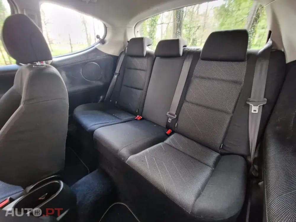 Peugeot 207 1.6 HDi Sport