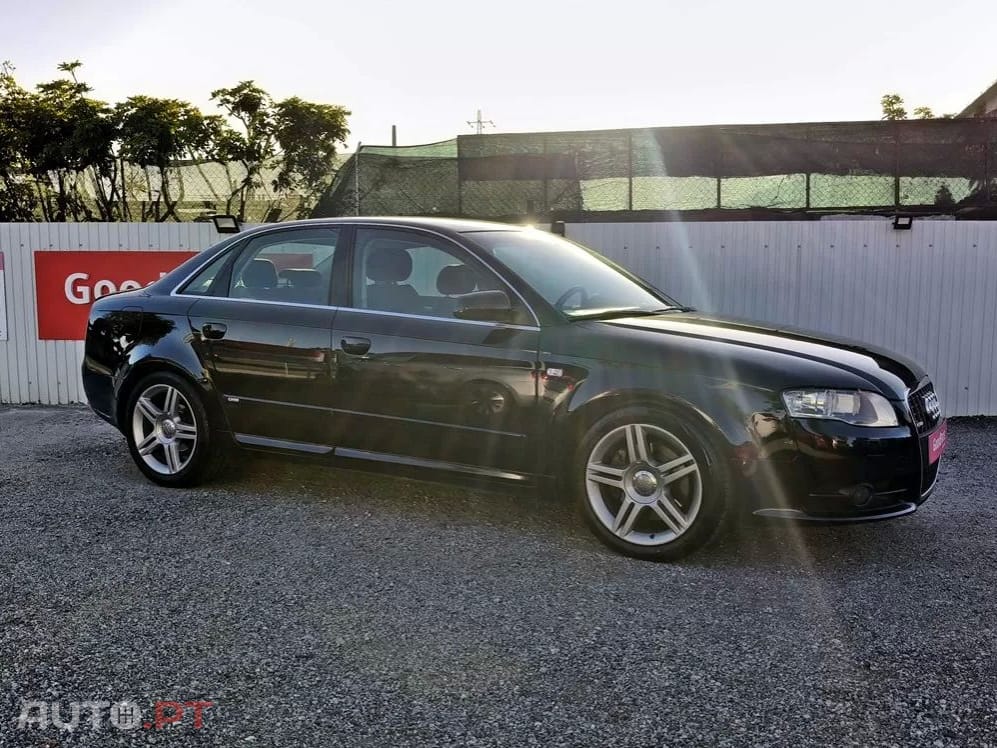 Audi A4 2.0 TDI S-line