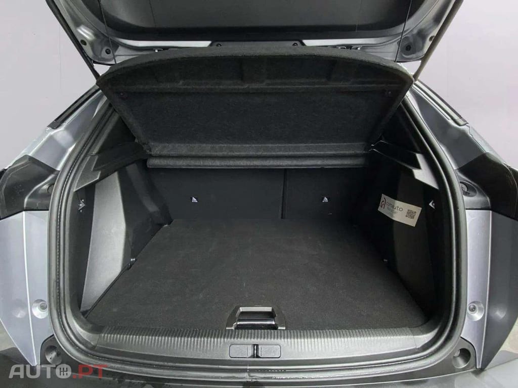 Peugeot 2008 1.2 PureTech Allure