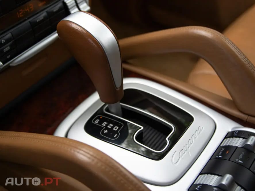 Porsche Cayenne Tiptronic