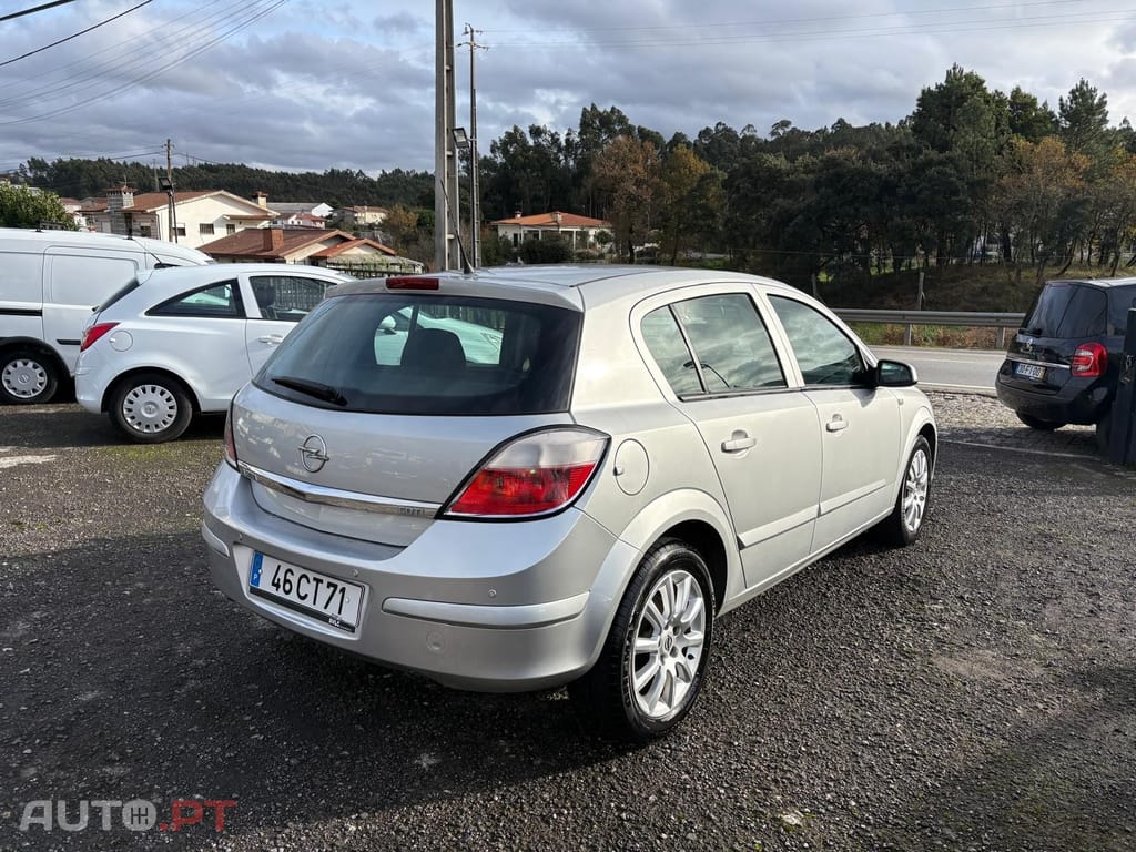 Opel Astra 1.3 CDTi Enjoy