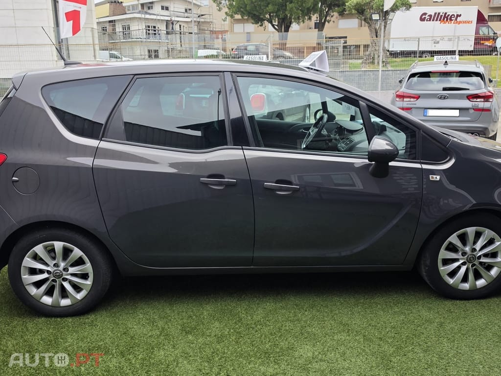 Opel Meriva 1.3CDTI Cosmo