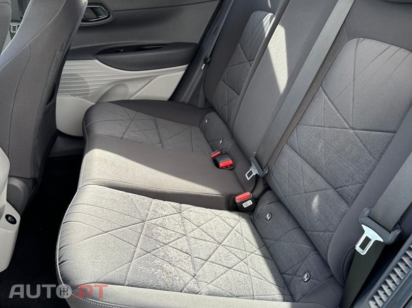 Hyundai Bayon 1.0 T-GDI 100 DST-7 Hyb 48V Creative