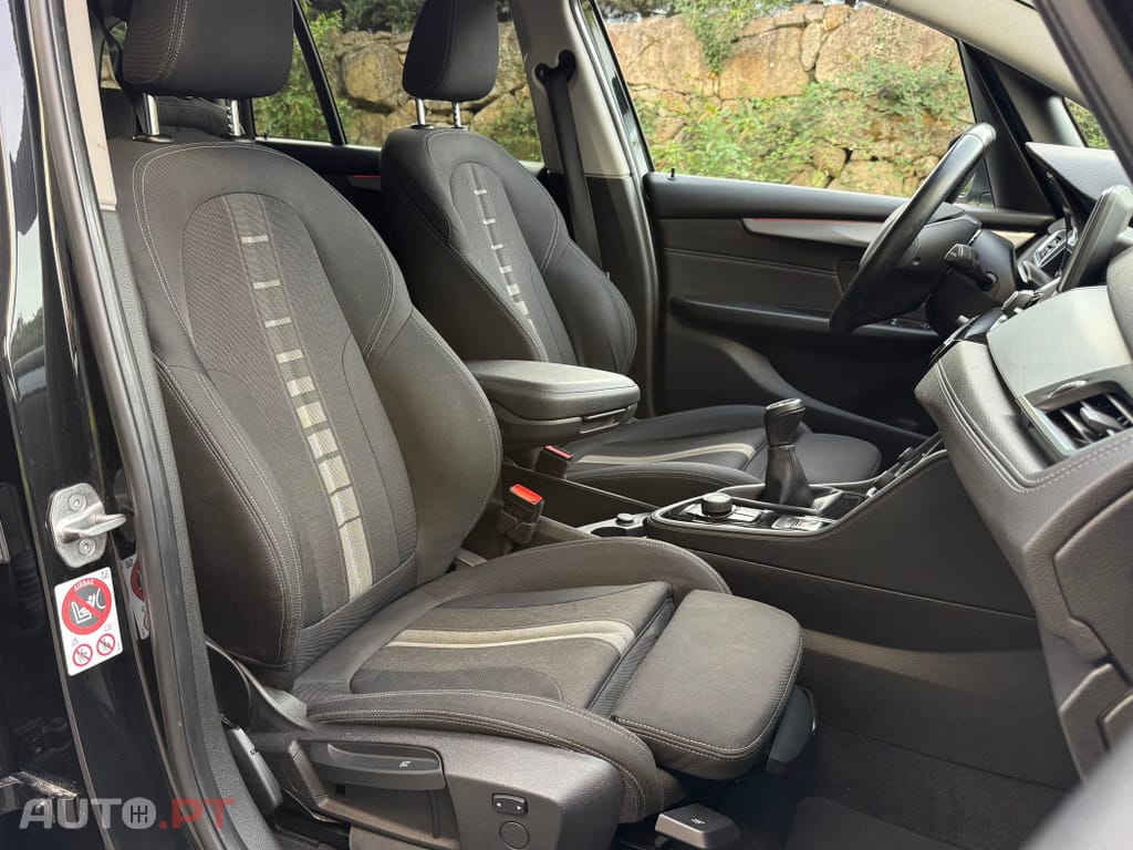 BMW 216 d 7L Line Sport