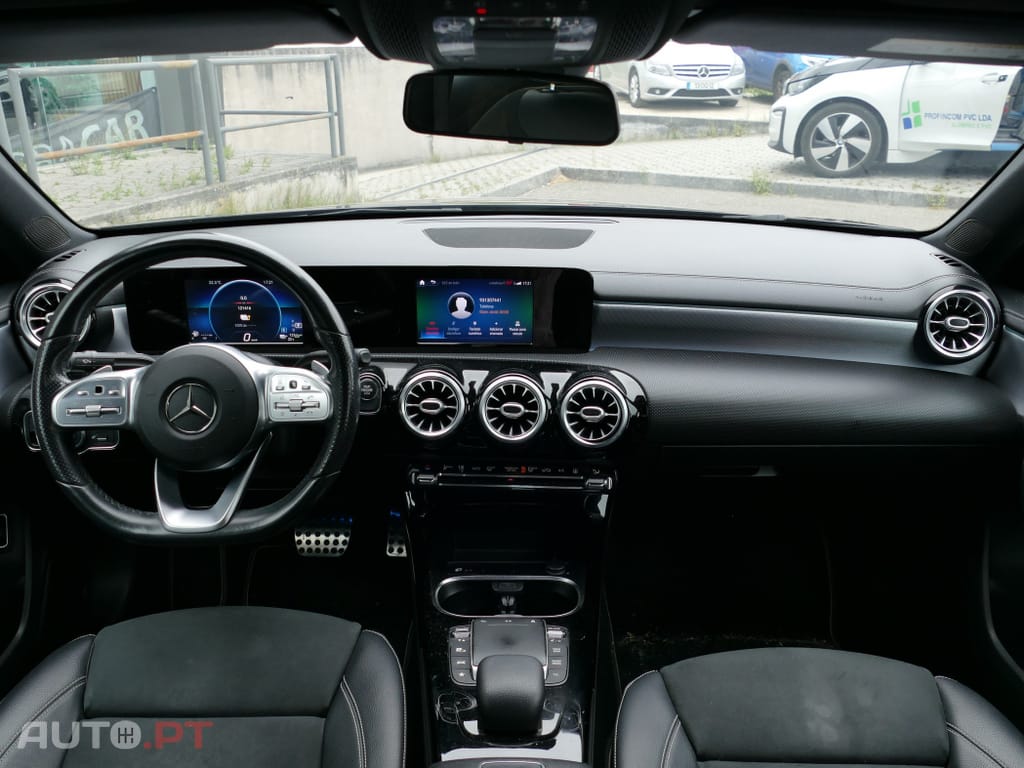 Mercedes-Benz A 250 e AMG Line