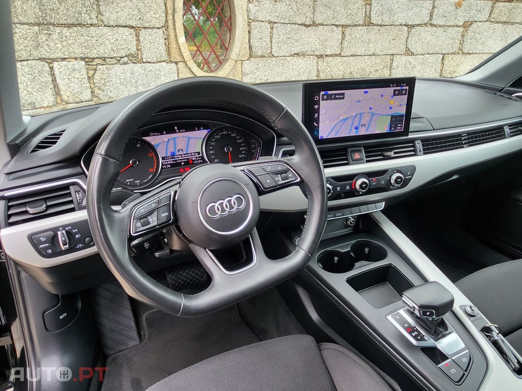 Audi A4 Avant 40 TDI S line S tronic
