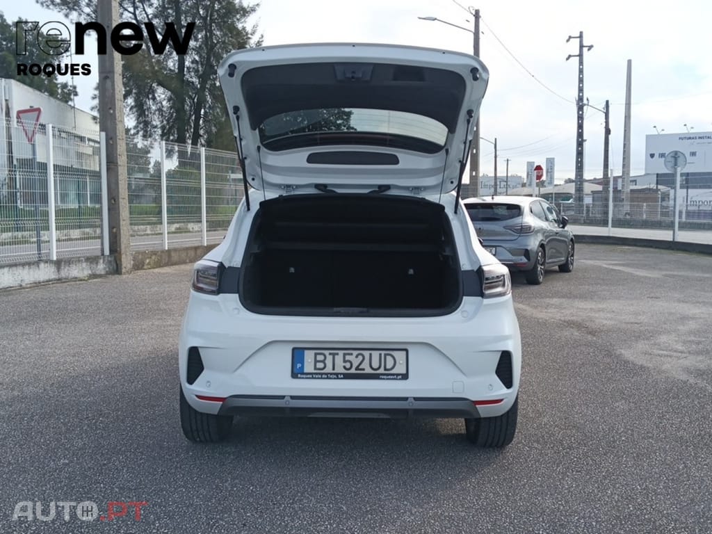 Renault Clio V Esprit Alpine E-Tech 1.6 Full Hybrid 145cv