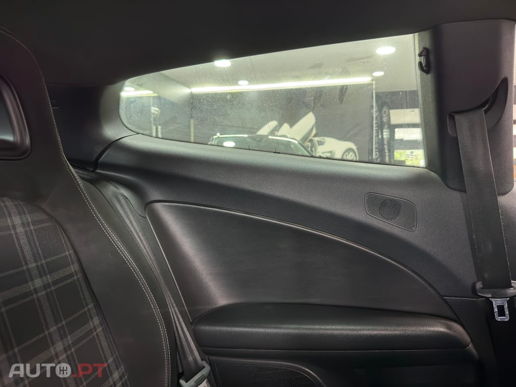 Volkswagen Scirocco 2.0 TDI Sport DSG