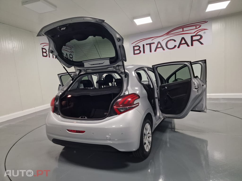 Peugeot 208 1.6 BlueHDi Active