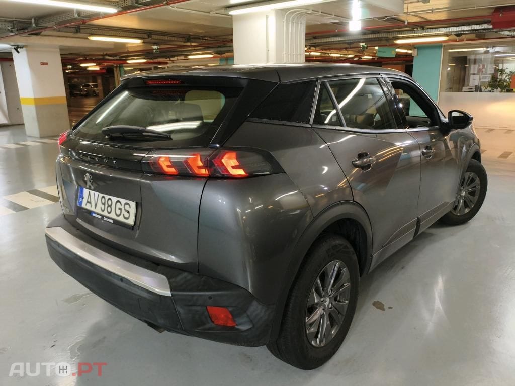 Peugeot 2008 1.2 PureTech Active Pack