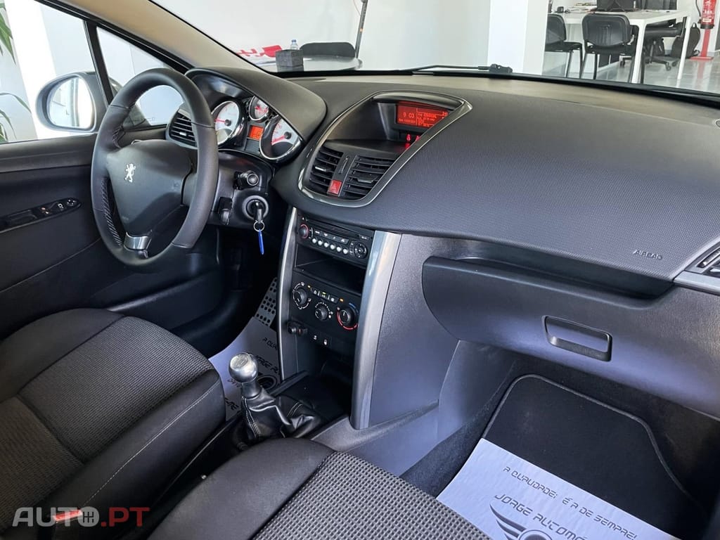 Peugeot 207 1.4 HDi SE Sportium