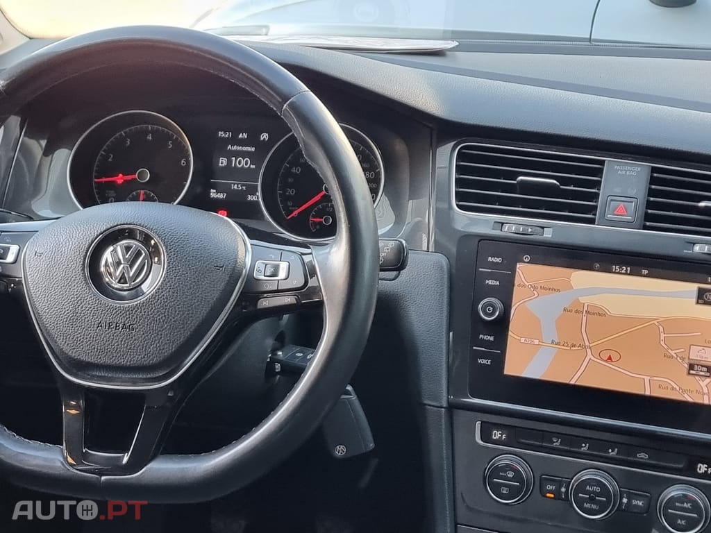 Volkswagen Golf 1.0 TSI Confortline