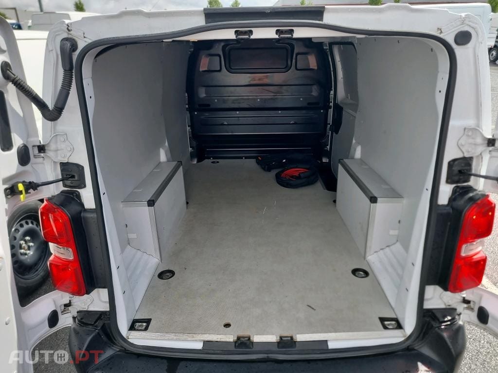 Citroen e-Jumpy 75 kWh XL Club