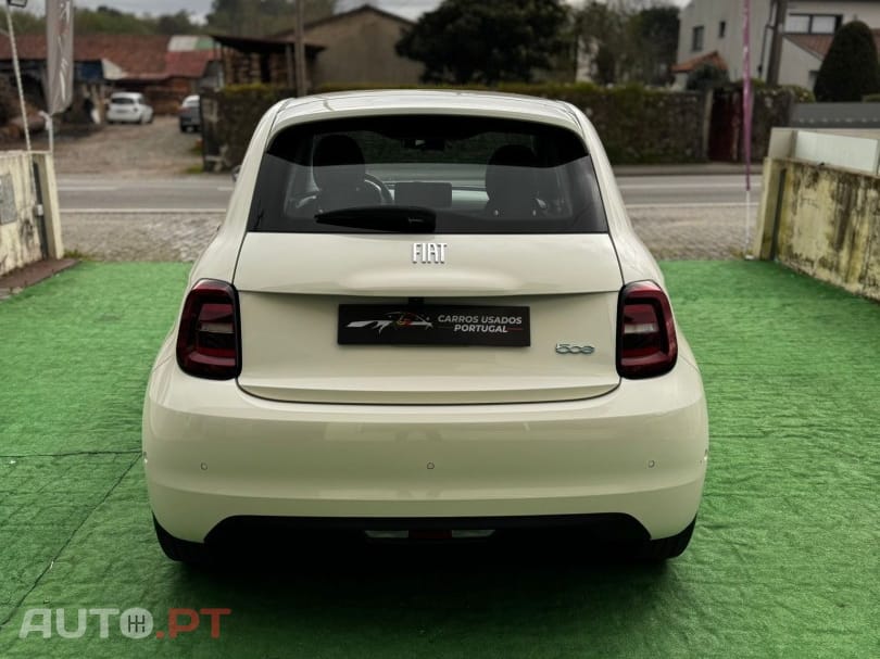 Fiat 500e 23,8kWh la Prima