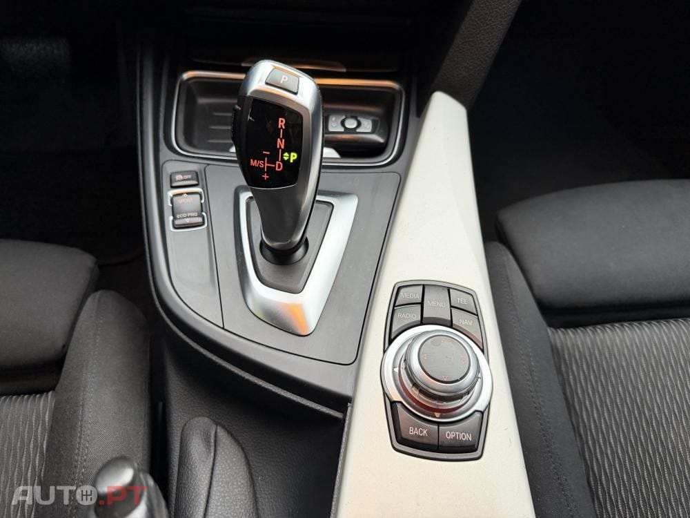 BMW 318 d Line Sport Shadow Auto