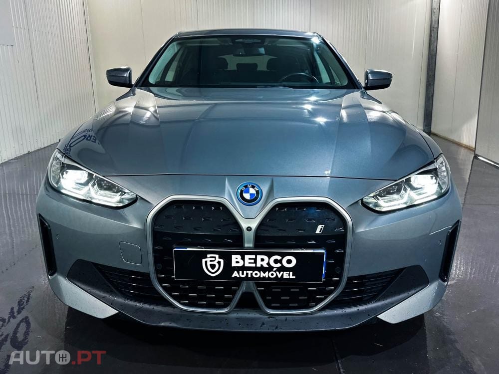 BMW i4 eDrive40 Luxury Line