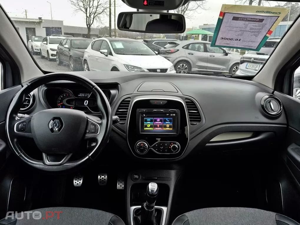 Renault Captur 1.3 TCe Exclusive