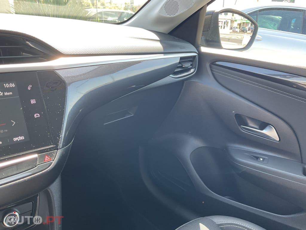Opel Corsa 1.2 T Elegance
